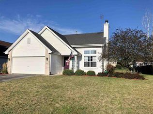 801 Fieldcrest Dr, Byron, IL 61010