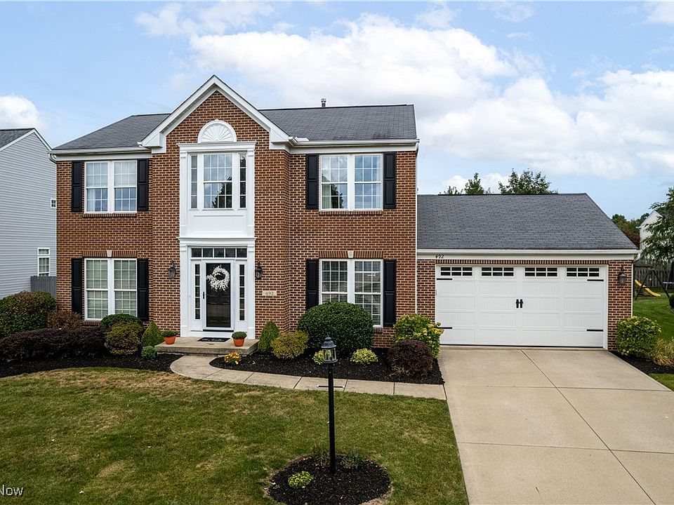 1st image of 492 Rockglen Dr