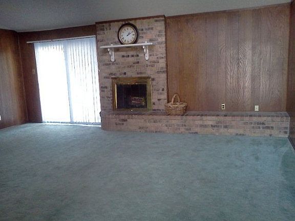 3rd image of 249 Edgewood Dr