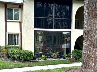 311 Knotty Pine Cir APT C-1, Greenacres, FL 33463