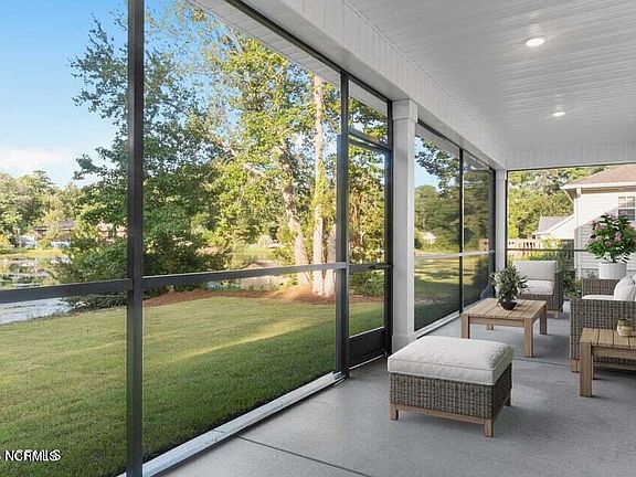 5th image of 8813 Smithfield Drive NW