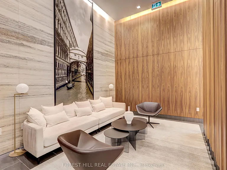 8 Ann St #503 — Photo 3