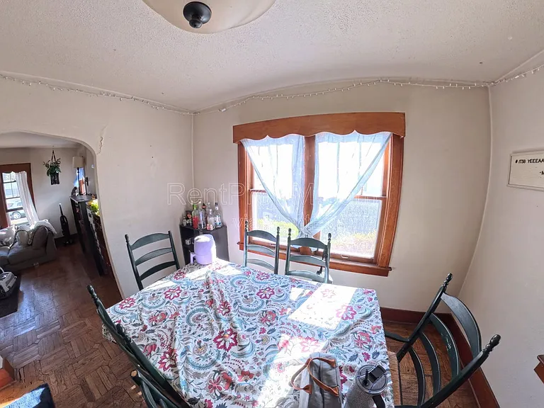1121 W Mulberry St — Photo 10