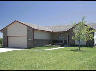 2556 Saint Andrew Ct, Goddard, KS 67052