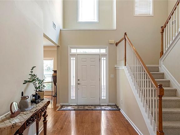 4th image of 3497 Lori Ln