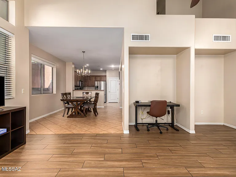 952 W Calle Estrella De Noche — Photo 6