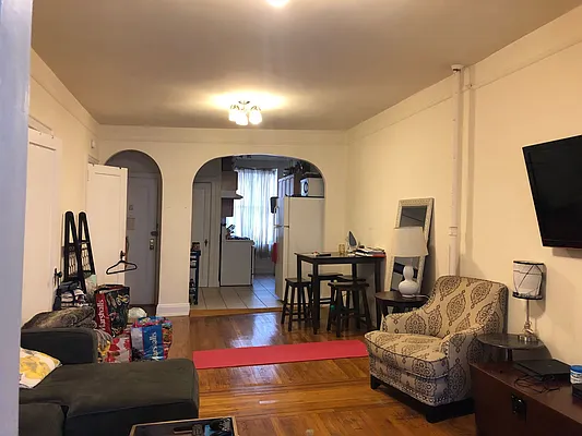 Rented by One New York Realty Inc | media 42