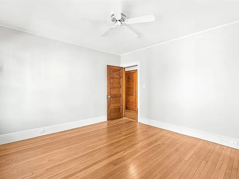 303 Washington St #1 — Photo 14