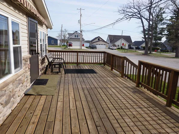 1395 Ash St, National City, MI 48748