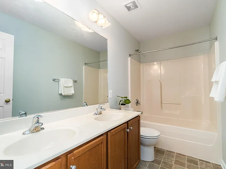 3603 Carolina Ct — Photo 21