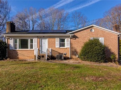 4725 Shattalon Cir, Winston Salem, NC, 27106