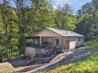 207 Buck Ln, Gainesboro, TN 38562