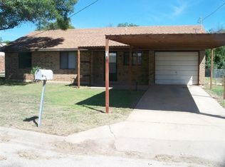 708 W Elm St, Coleman, TX 76834