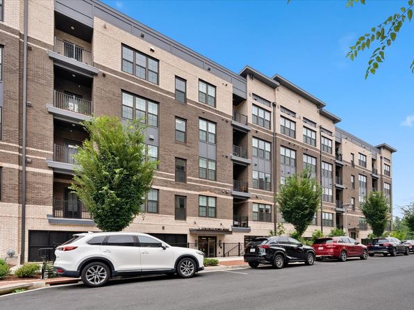 2320 Field Point Rd UNIT 103