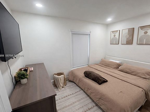 5th image of 12504 SW 112th Ter
