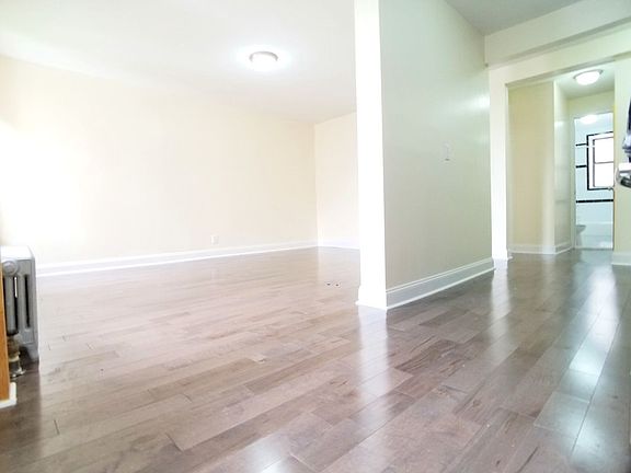 5th image of 184 Clarkson Ave APT 5C