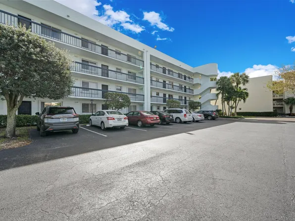6698 10th Avenue N #327, Lake Worth, FL 33467