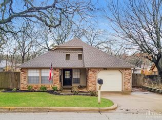 5514 Lordsburg Trl, Arlington, TX 76017