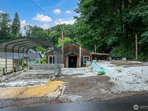 2nd image of 618 N 3rd Avenue