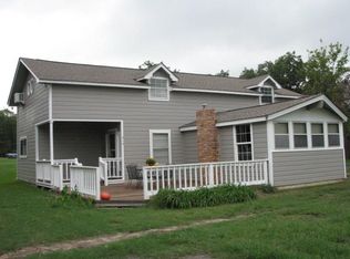 419 Kaufman St N, Mount Vernon, TX 75457