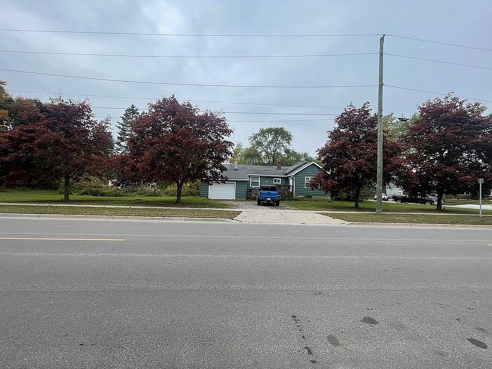 1st image of 909 S 1st Ave