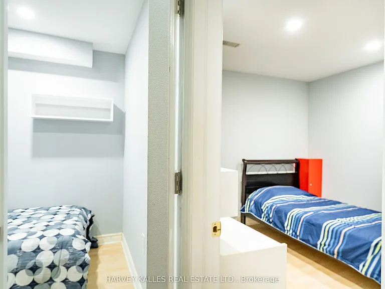 68 Nantucket Dr #BASEMENT — Photo 14