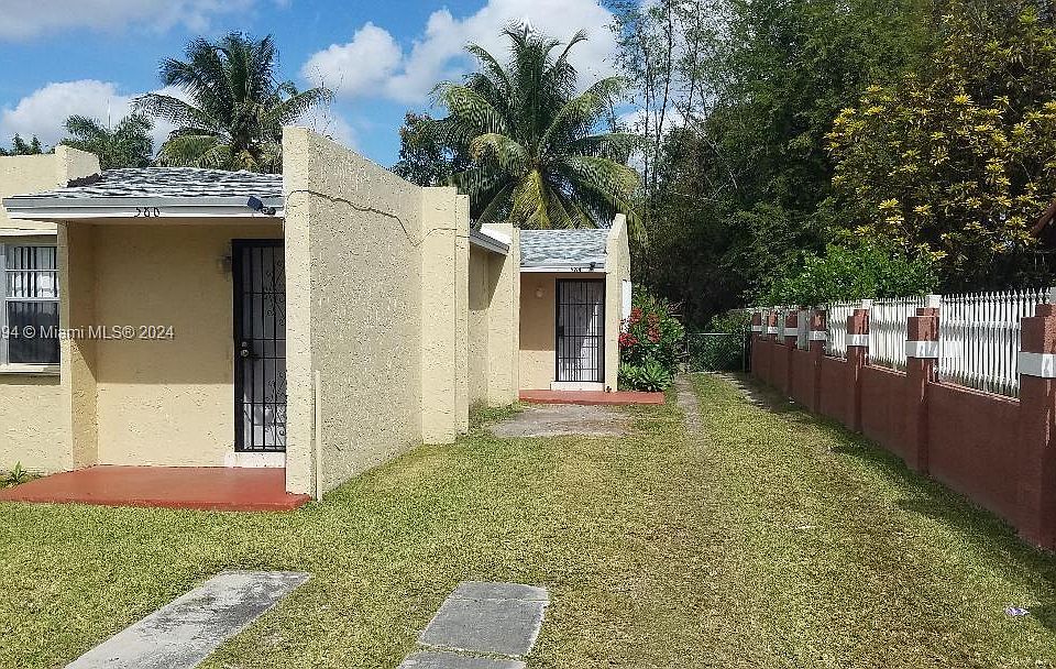 1st image of 584 NW 1st St