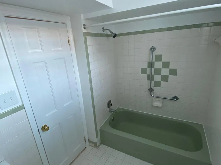 121 Mulberry St — Photo 26
