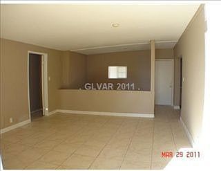 2nd image of 2400 Chapman Dr