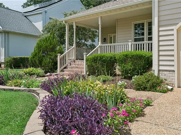 105 Harrigan Way, Yorktown, VA 23693
