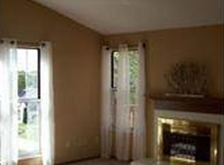 1681 Mount Vernon Dr, Saint Charles, MO 63303