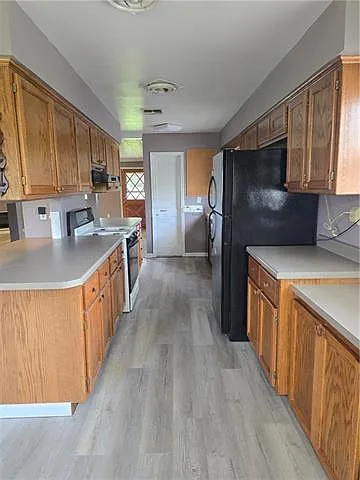 313 Barton Ave — Photo 8