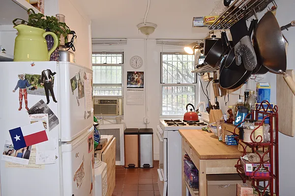 Rented by Compass | media 7