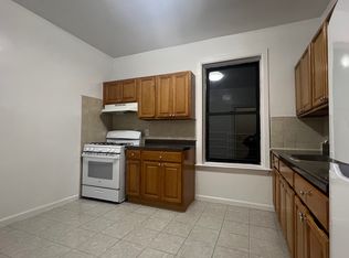 4235 159th St APT 2C, Flushing, NY 11358