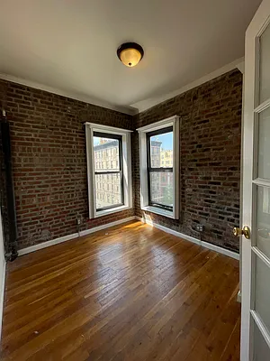 Rented by Best Apartments North Inc | media 33