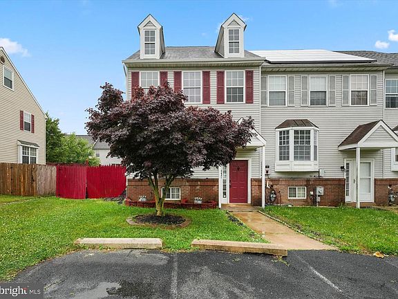 2nd image of 98 Three Rivers Dr