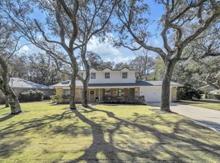 34 Hickory Ave, Shalimar, FL 32579