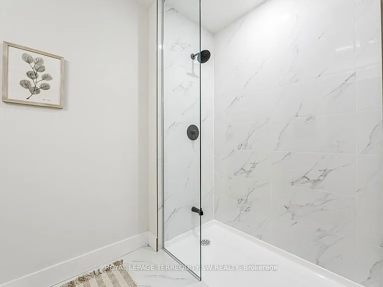 145 Clapperton St #204 — Photo 26