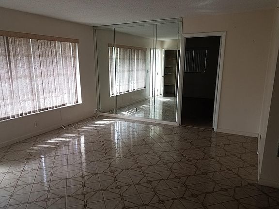 3rd image of 4765 Spingfield Drive