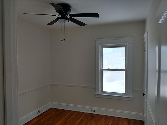 3rd image of 1623 Mars Ave #Up