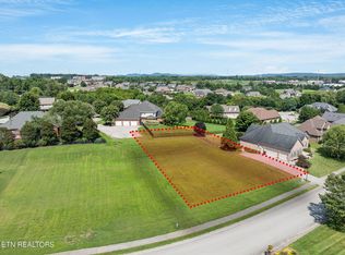1516 Aberdeen Dr #97, Alcoa, TN 37701