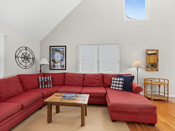 5th image of 68 20th St S