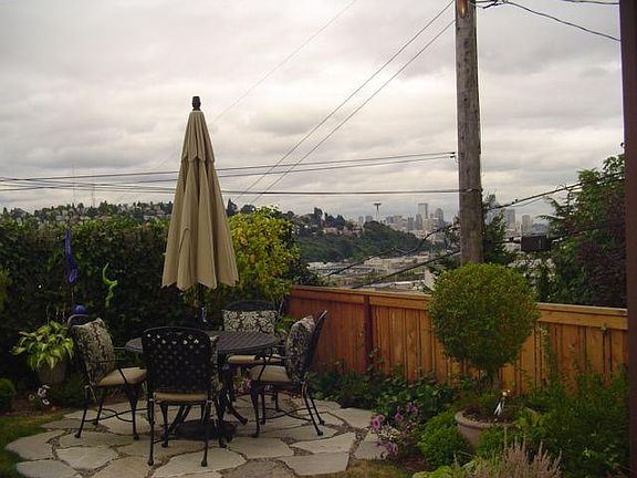 5th image of 1952 Thorndyke Ave W APT 1