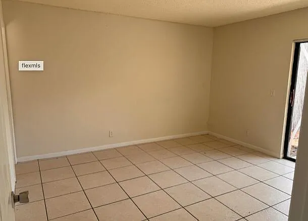 1117 Goldenrod Rd — Photo 5