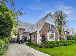 410 Brier St, Kenilworth, IL 60043