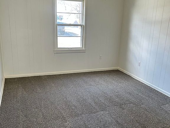 3rd image of 950 Sannoner Ave