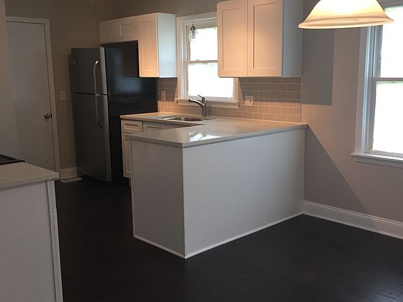 4th image of 16625 84th Ave