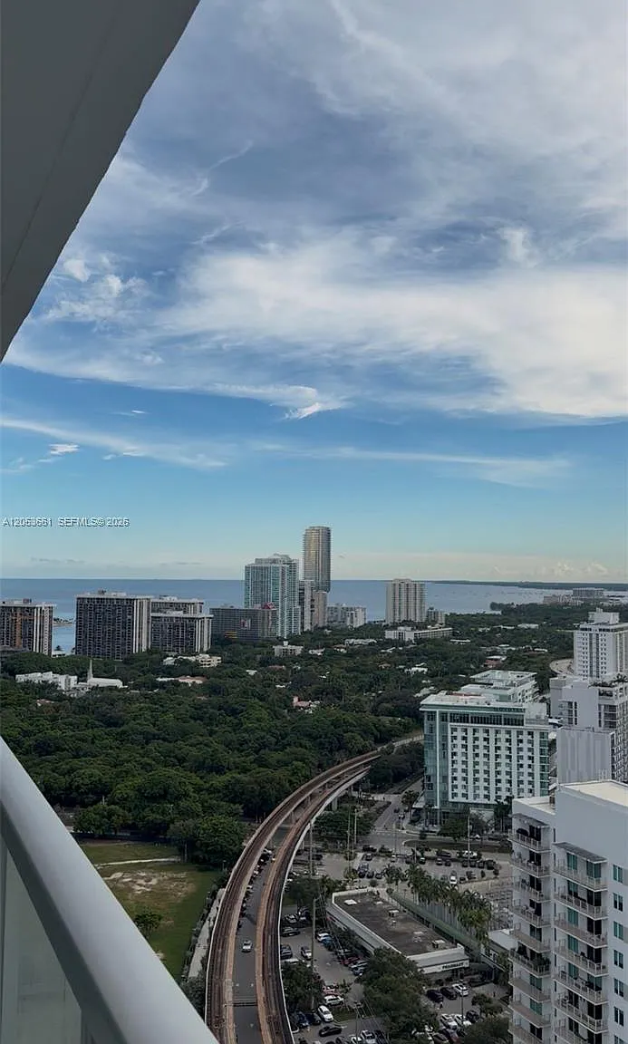 The Axis On Brickell Cond — Photo 2