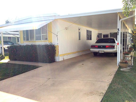 2nd image of 37 Coves End Dr