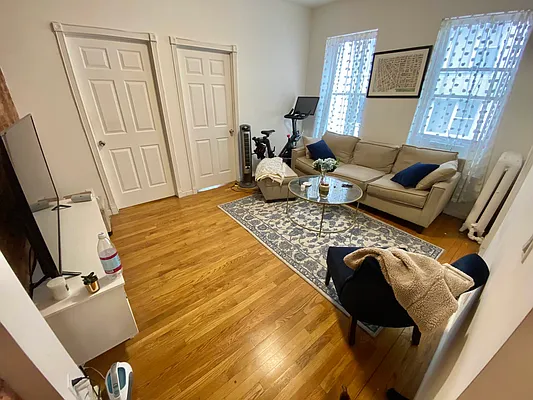 Rented by J PRESTON AND ASSOCIATES INC | media 1